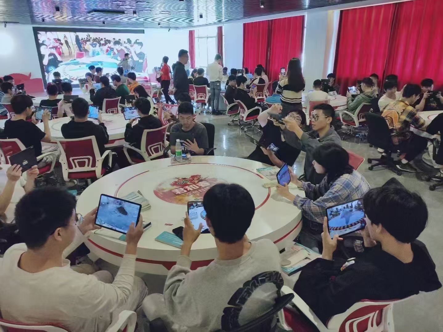 鸿蒙AR探知教室